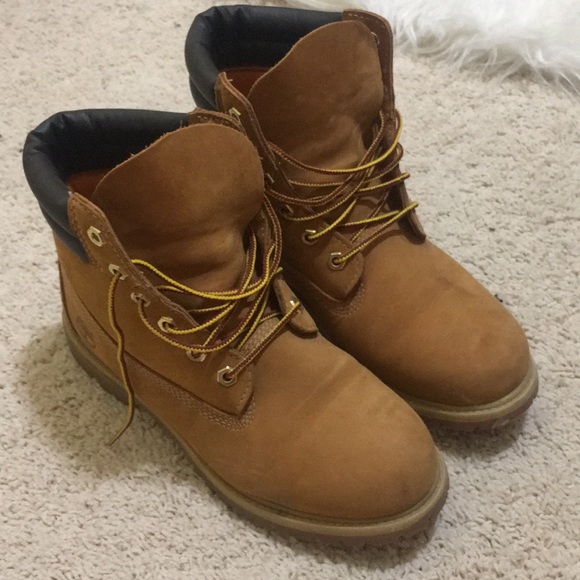 Tan Timbs - Picture 3 of 3